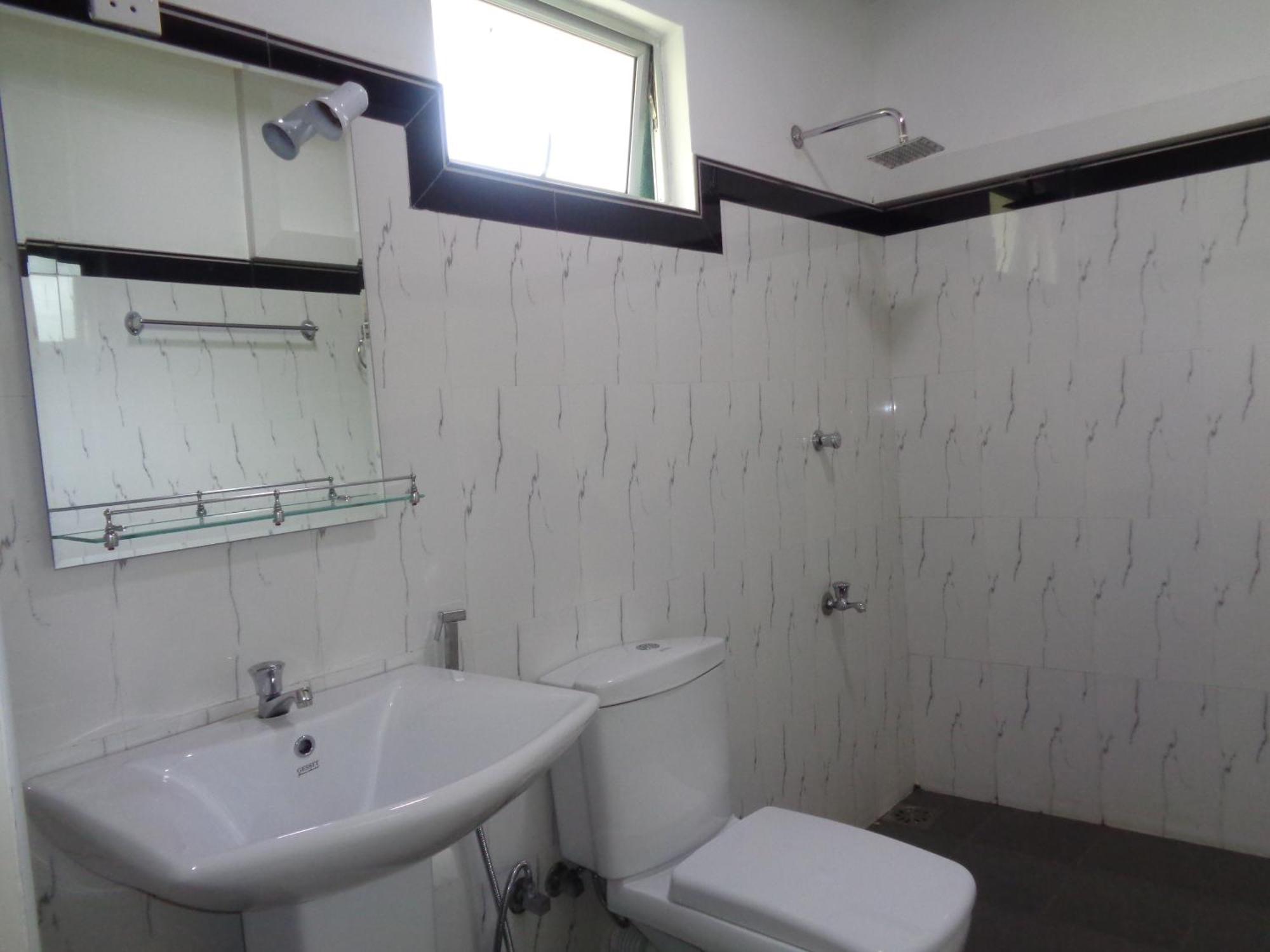 Man Guest Polonnaruwa Hotel Bilik gambar