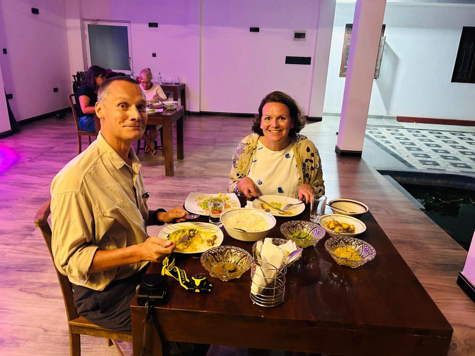 Man Guest Polonnaruwa Hotel Luaran gambar