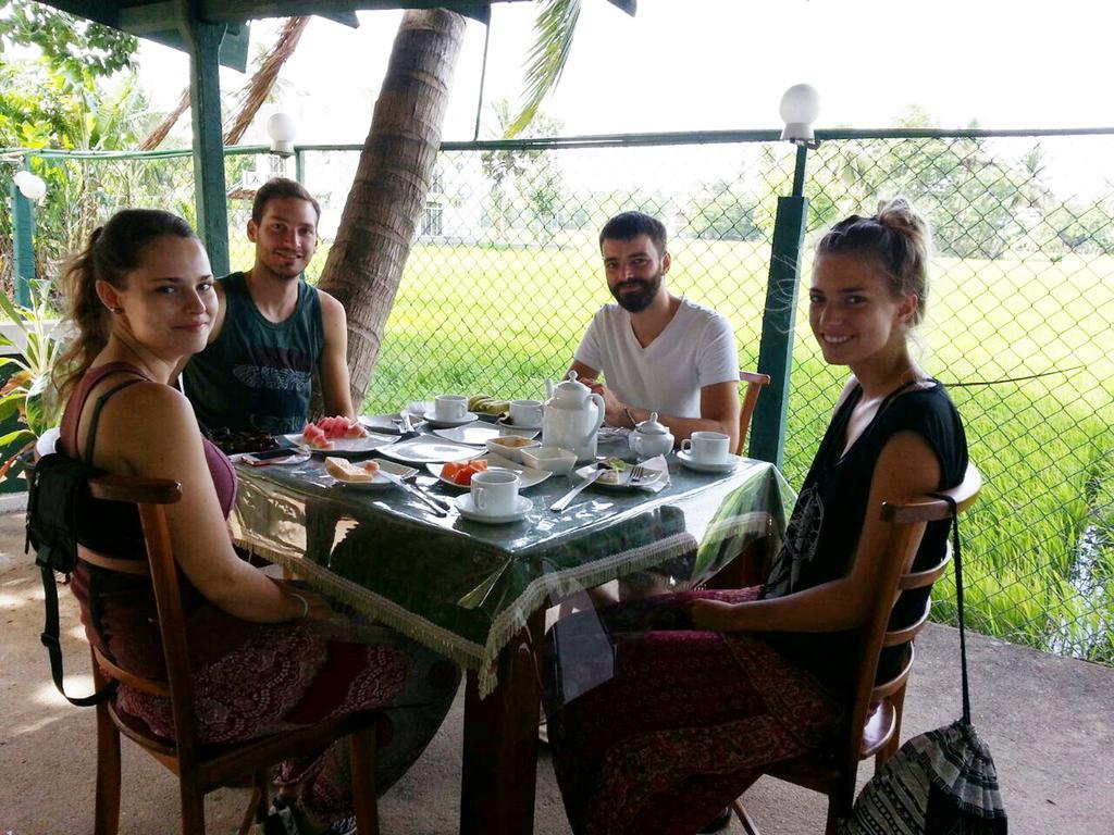 Man Guest Polonnaruwa Hotel Luaran gambar